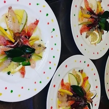 Vivi La Vita 酒店 *