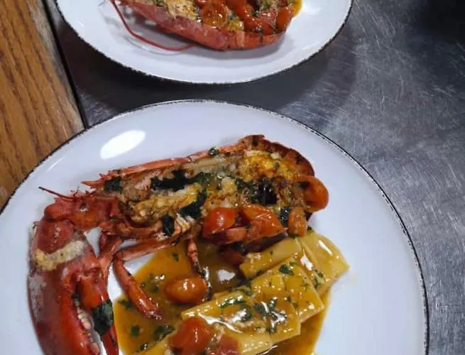 Vivi La Vita * Tirana